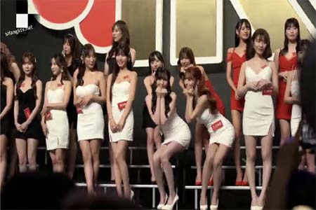 2023年8月台北成人展三上悠亚等现场 男优调教 大奶等等